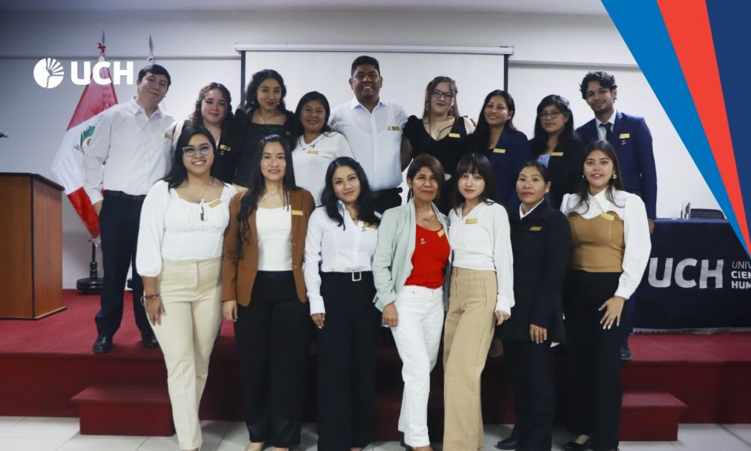 Emotiva Ceremonia de Investidura de estudiantes de Psicología de la UCH