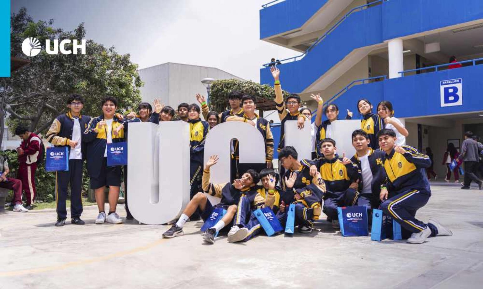 UCH FEST: Escolares participaron activamente en talleres de nuestras carreras